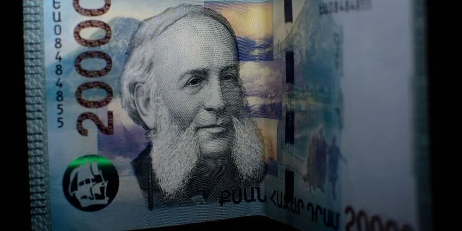 Cómo entender y usar la moneda en Armenia